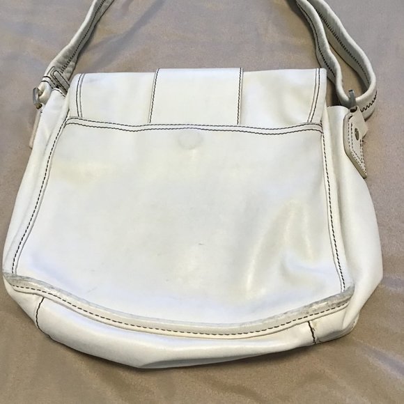 TED Baker Leather Shoulder Bag with Adjustable Strap - Picture 3 of 10